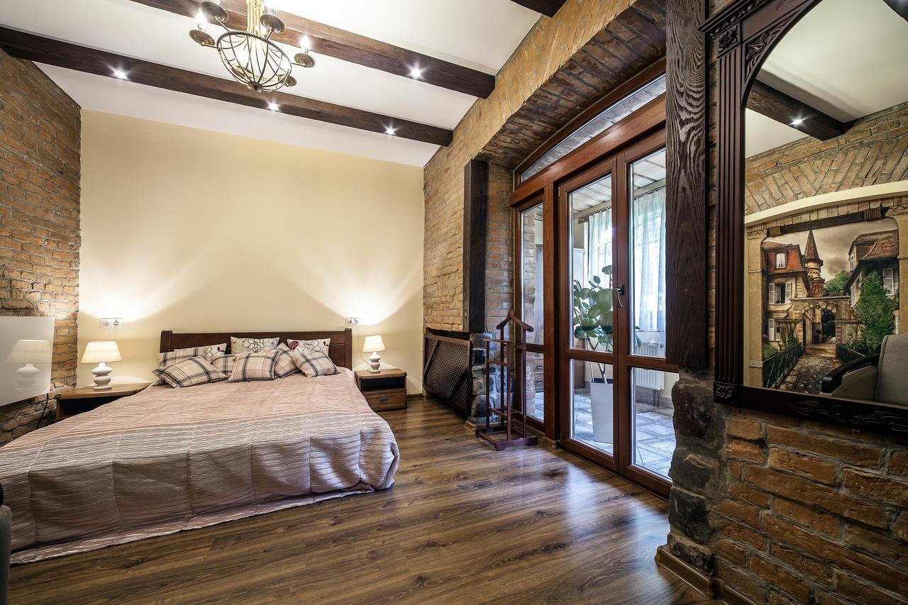 Vip Castle Apartmens Lviv Dış mekan fotoğraf